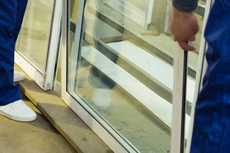 Commercial Glass Repair Technician in Margate, FL